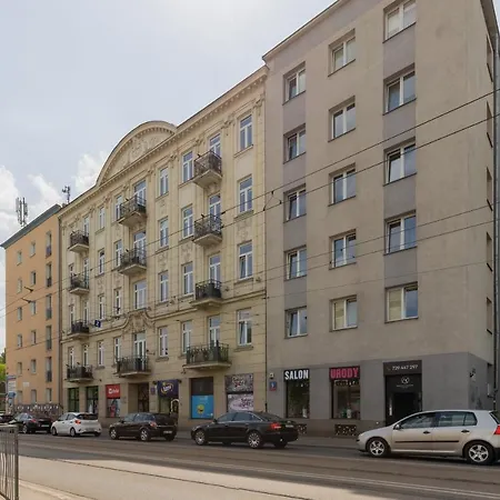 Bright Wola Near Metro Station By Renters Apartamento *